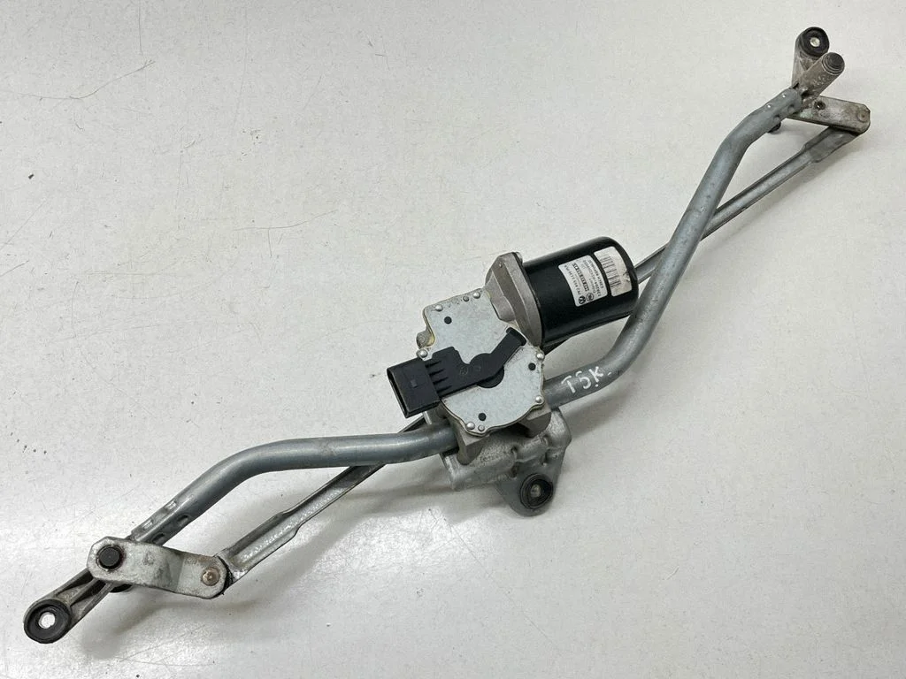 Front wiper linkage and motor 7E2955113B
