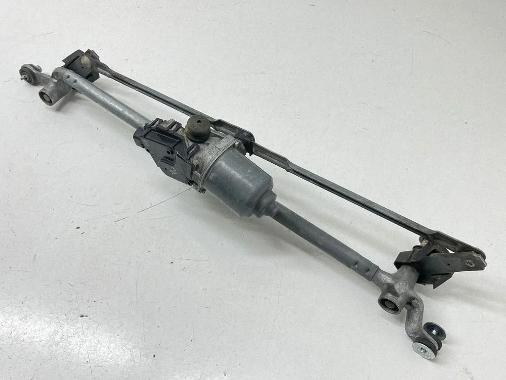 Mechanizm wycieraczek z silniczkiem 68267701AA