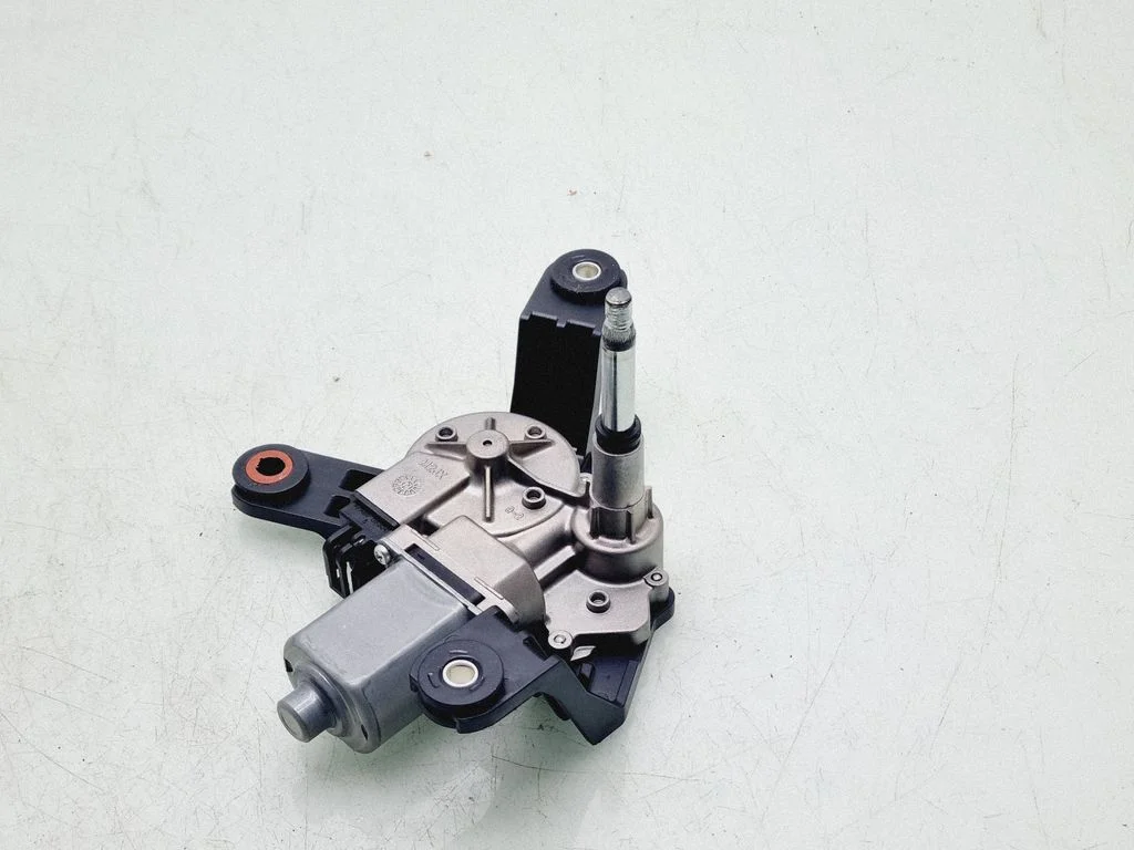 Aizmugurējā stikla tīrītāja motoriņš 39156859