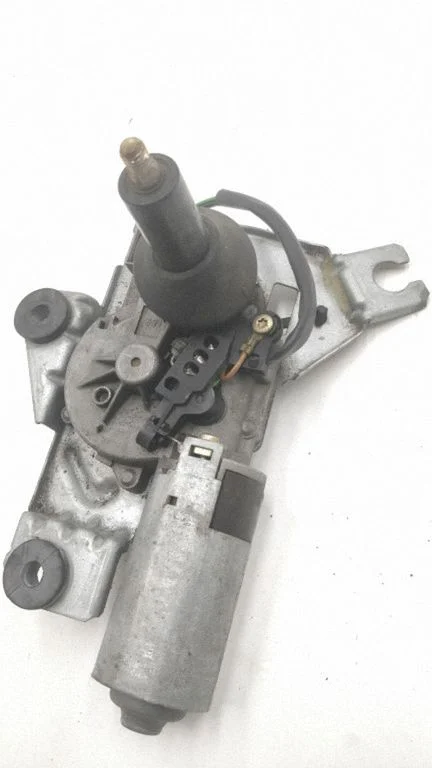 Aizmugurējā stikla tīrītāja motoriņš 0390206517