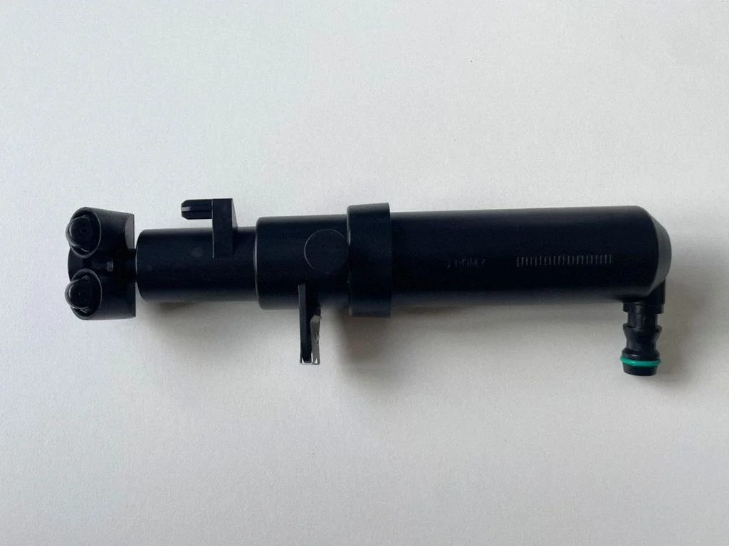 Headlight washer spray nozzle – Mercedes-Benz S-Class W221 (2005-2013)