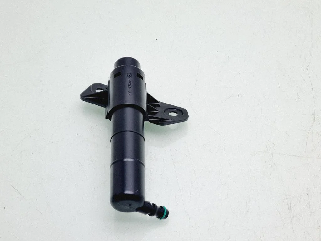 Headlight washer spray nozzle – KIA Sportage (2011-2016)