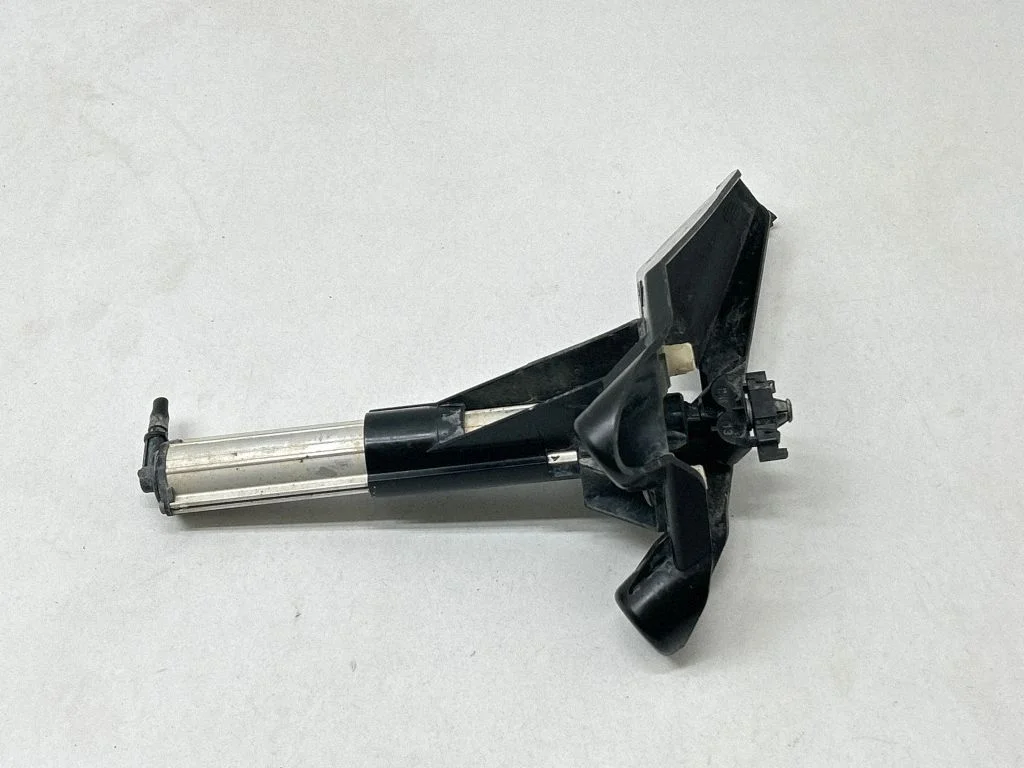 Headlight washer spray nozzle 9677623177