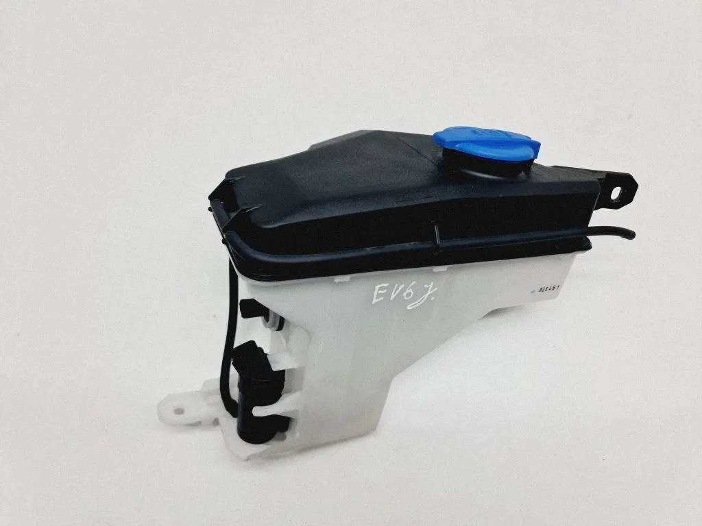Windshield washer fluid reservoir/tank – KIA EV6 (2021-)