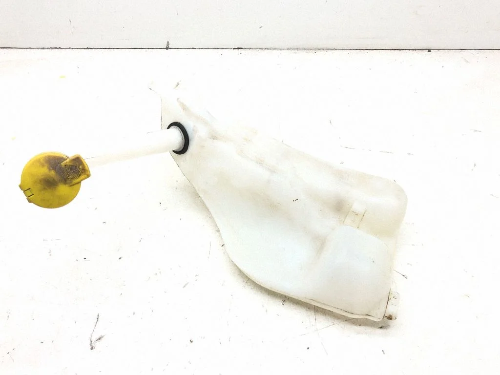 Windshield washer fluid reservoir/tank 289100033R