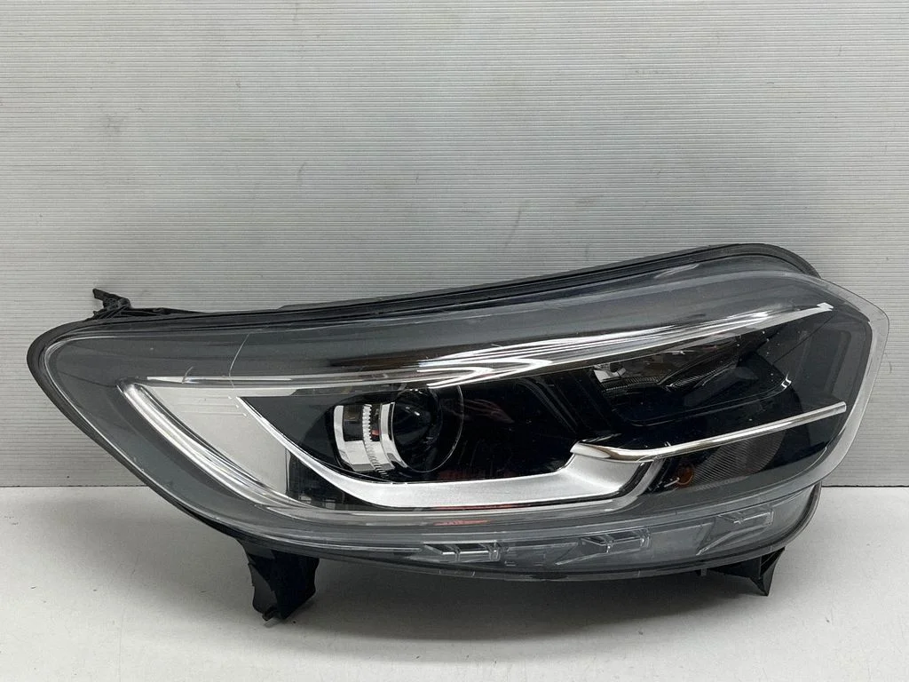 Headlight/headlamp 260105845R