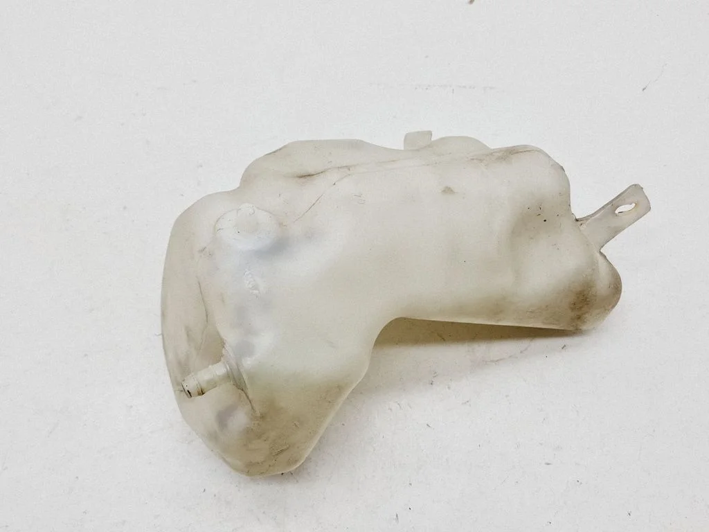 Windshield washer fluid reservoir/tank 2118602260