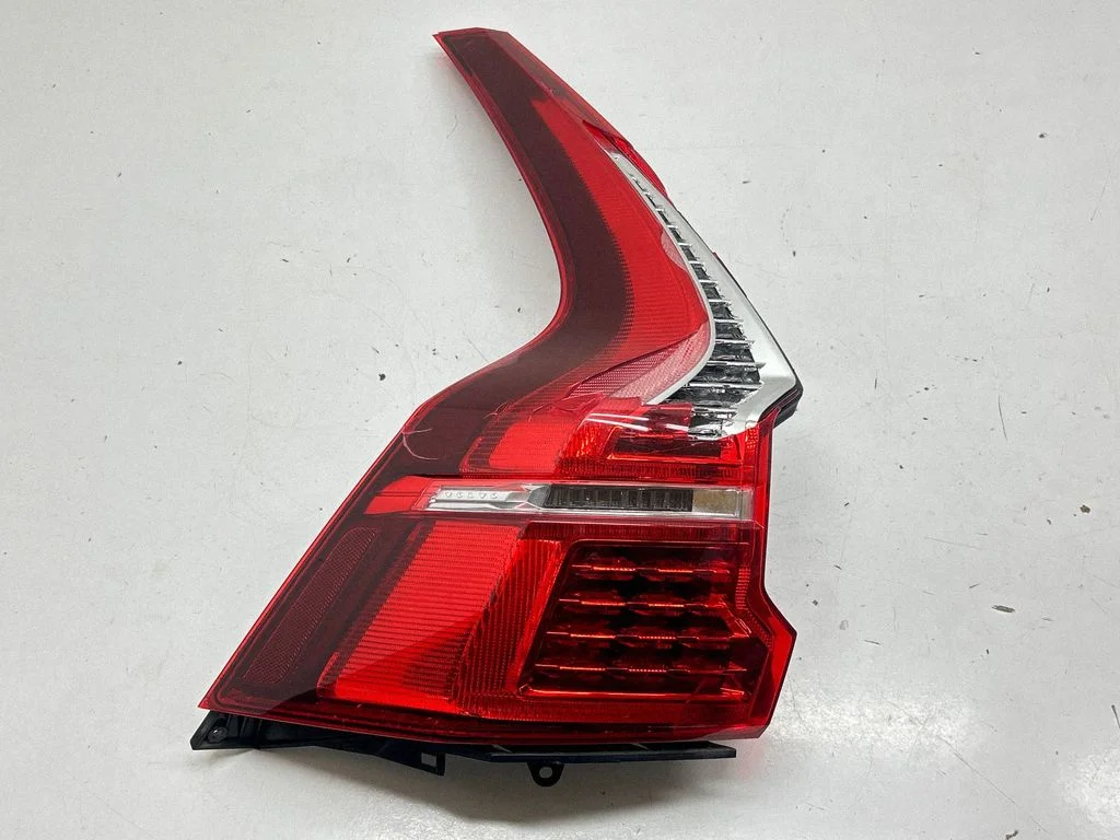 Rear/tail lights 32228916