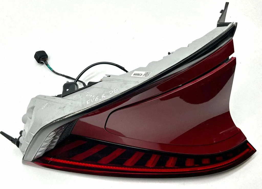 Rear/tail lights 866G4CV000