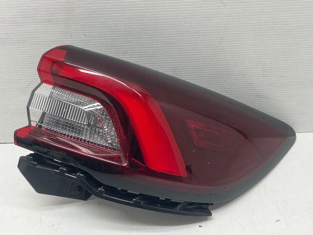 Tagatuli keres PJ6B13404A