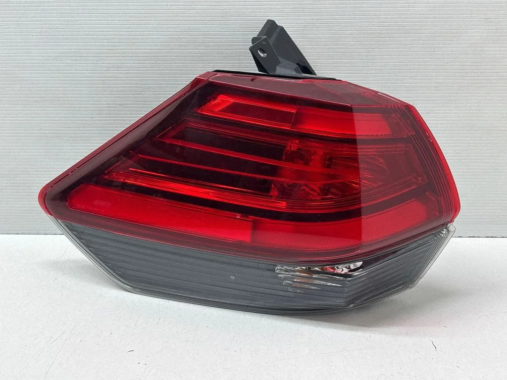 Rear/tail lights 22023746