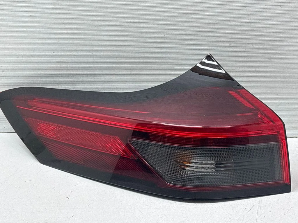 Tagatuli keres 2208D033