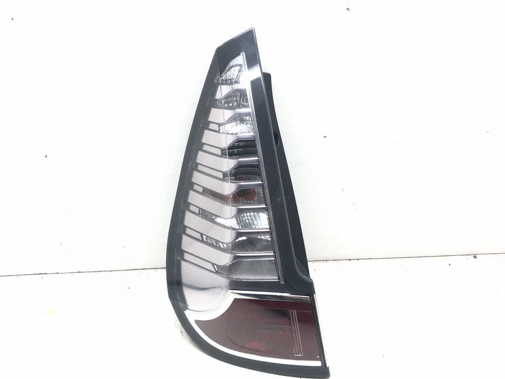 Rear/tail lights 265550013R