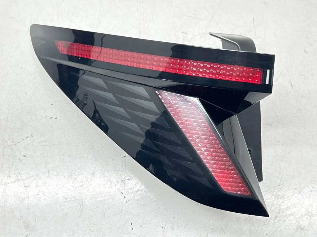 Rear/tail lights 92401N7100