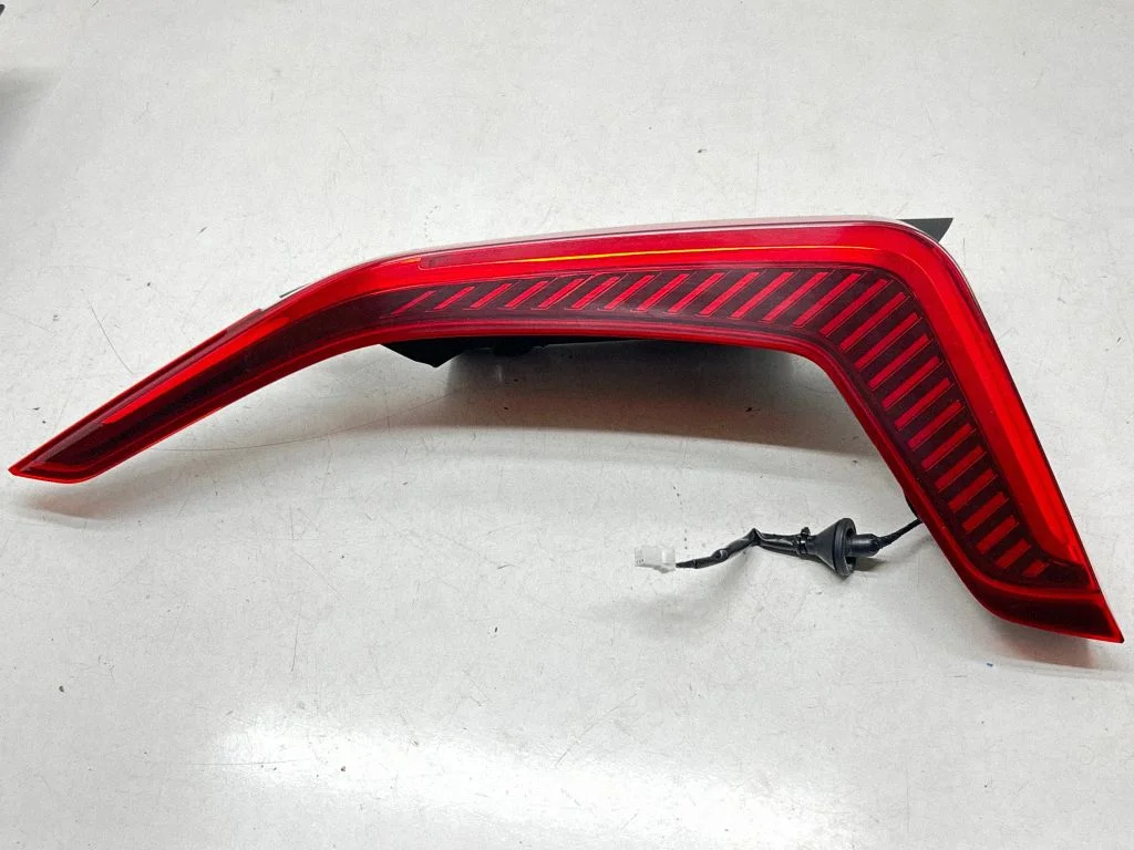 Rear/tail lights 92401AT000