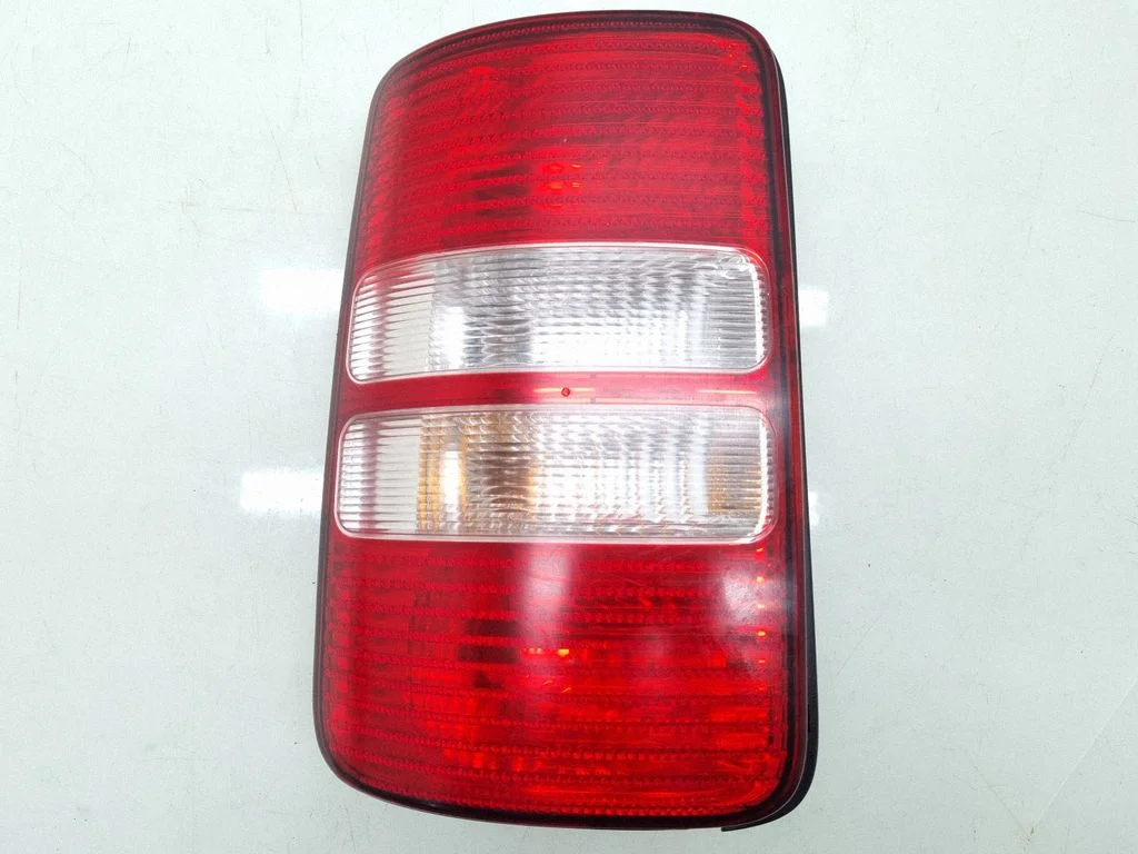 Rear/tail lights – Volkswagen Caddy (2011-2016)