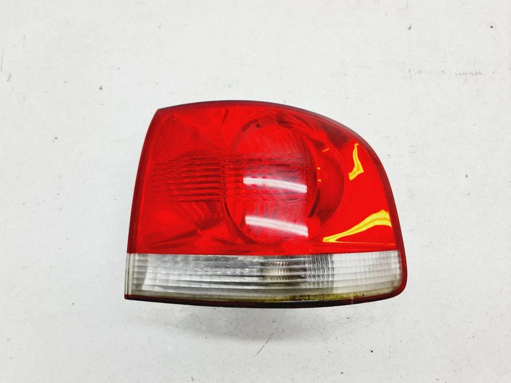 Rear/tail lights – Volkswagen Touareg I (2002-2010)