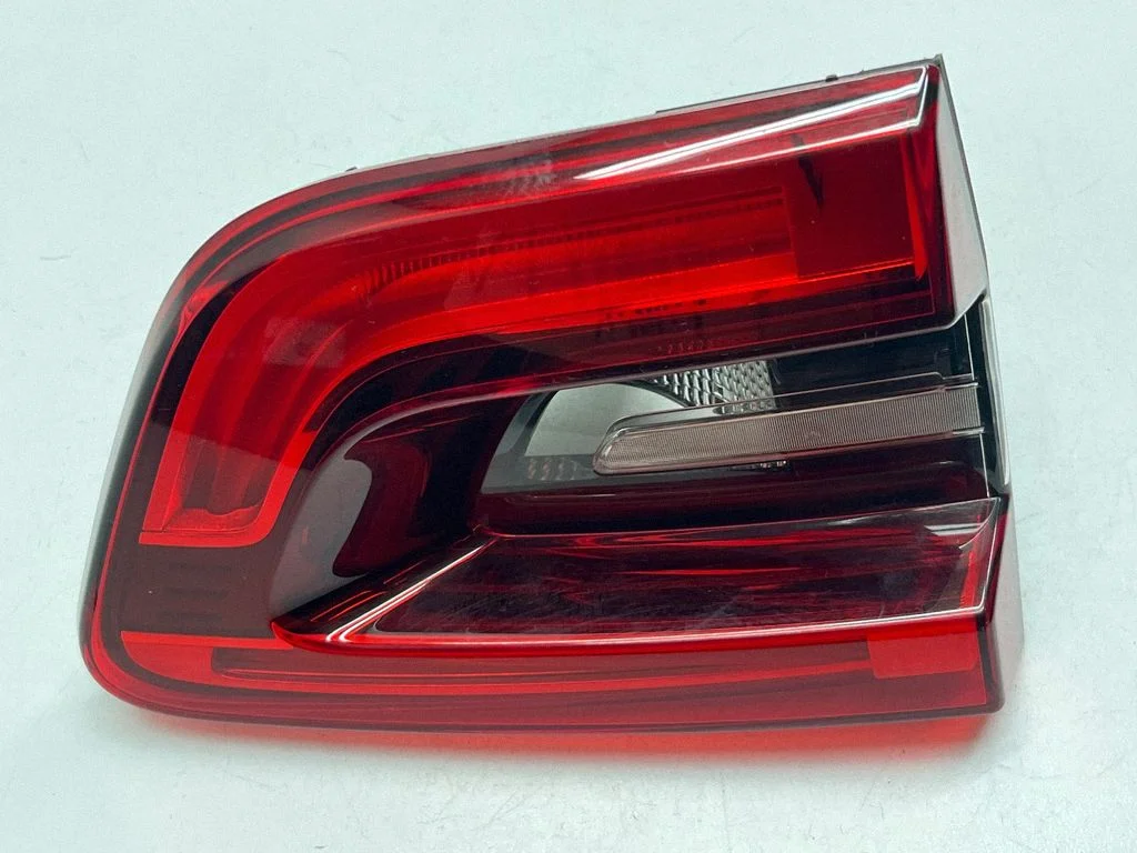 Lampa tylna w klapie – Renault Kadjar (2015-)