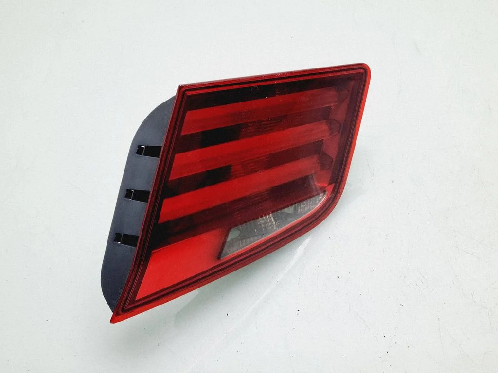 Tailgate rear/tail lights 63217203226