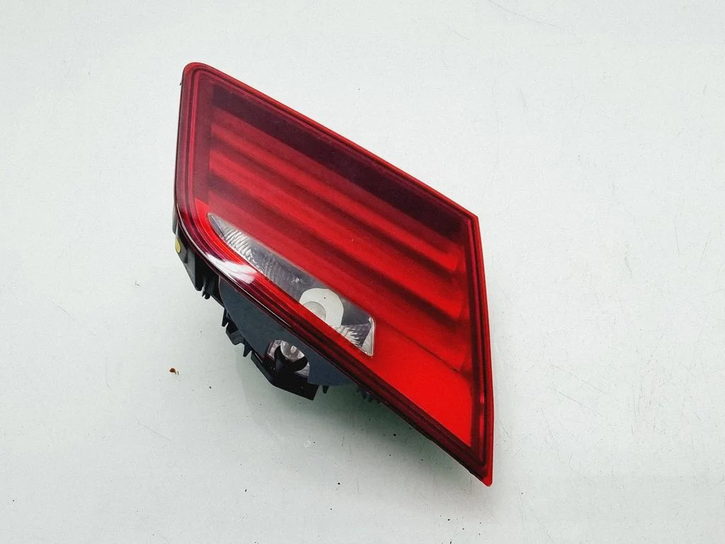 Tailgate rear/tail lights 63217203225