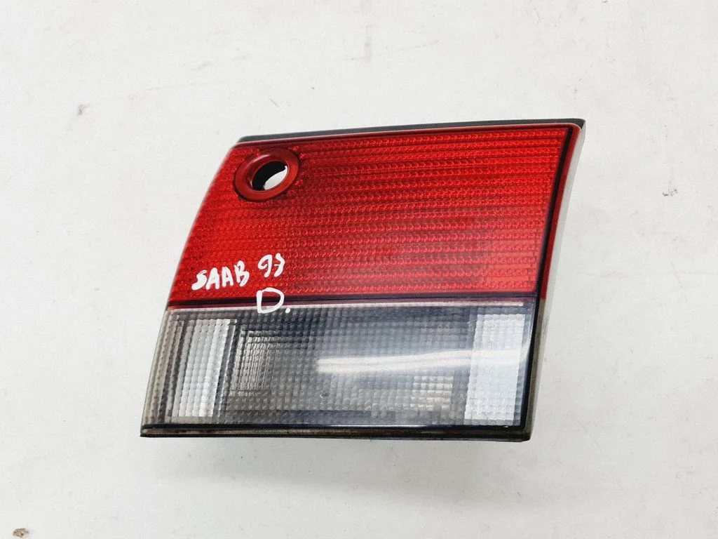 Tailgate rear/tail lights – Saab 9-3 Ver1 (1998-2005)
