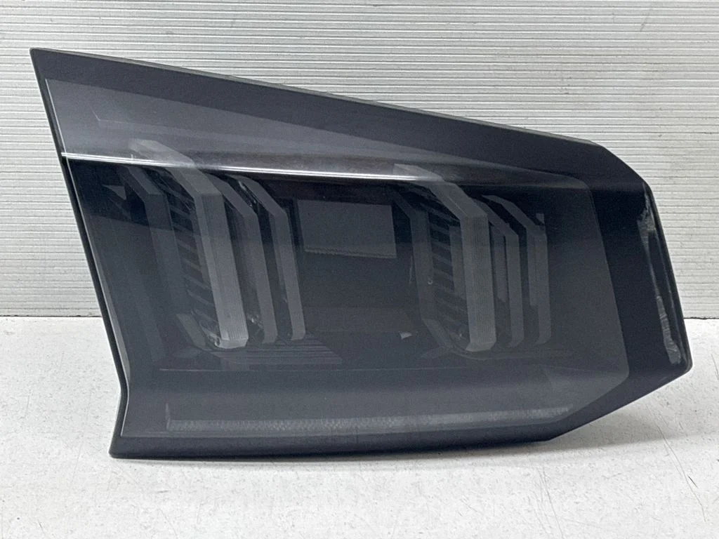 Tailgate rear/tail lights 9836231880