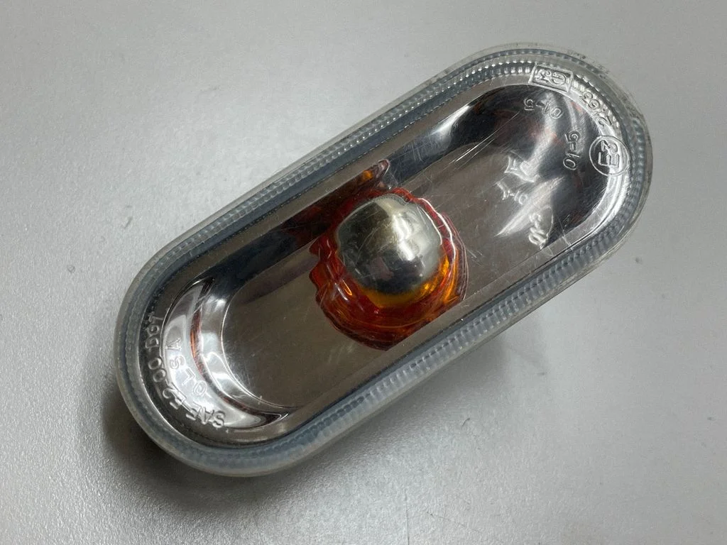 Front fender indicator light 2K0949117B