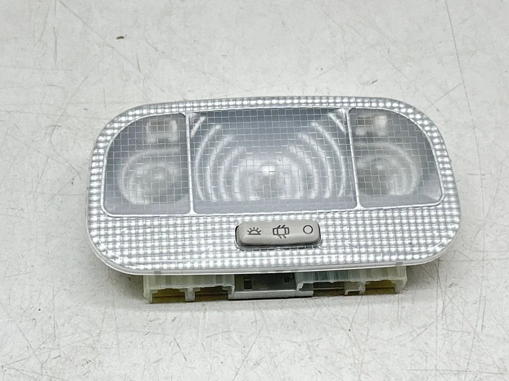 Rear seat light 9663069980