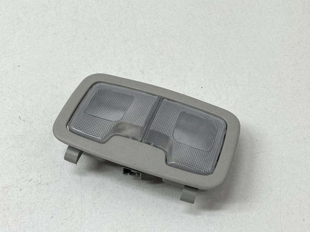 Tagaistmete valgustustuli – KIA Optima (2015-2020)