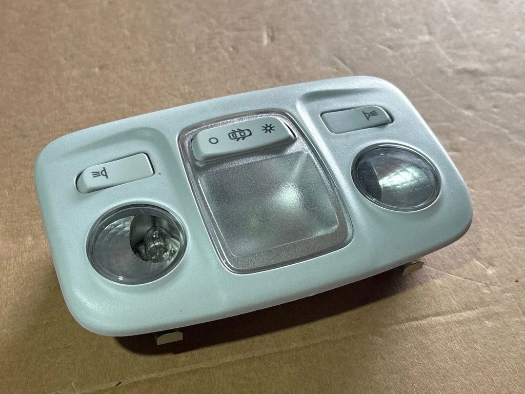 Rear seat light 96721407