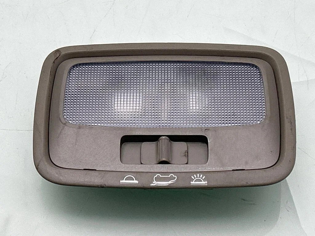 Tagaistmete valgustustuli 92620C5000