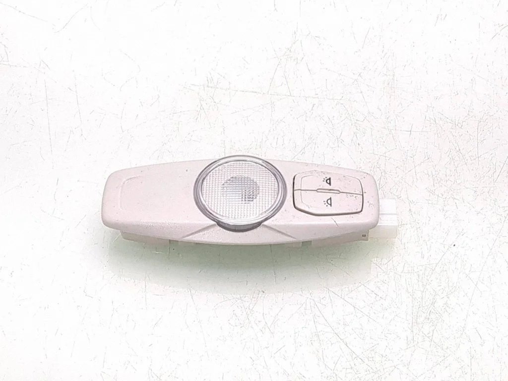 Rear seat light CJ5A13K767BH