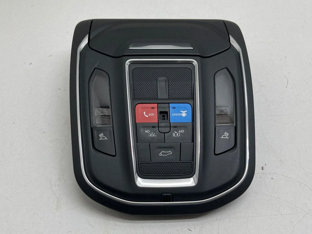 Front seat light 6PY881X7AI