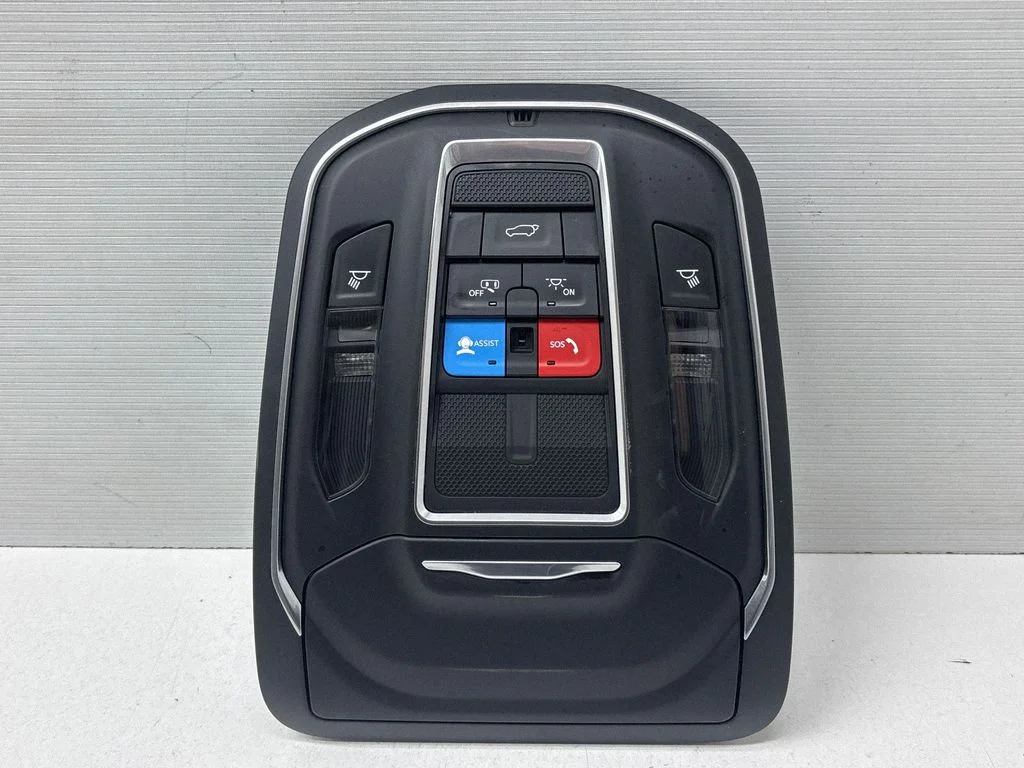 Front seat light 6PY881X7AI