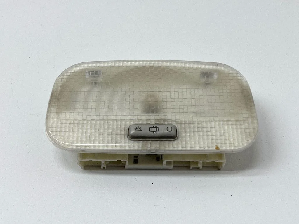 Front seat light 9680717080