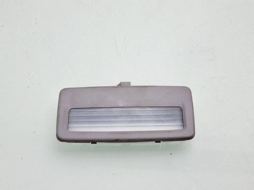 Front seat light 63319163766