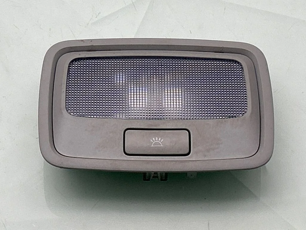 Esiistmete valgustustuli 92850C5000
