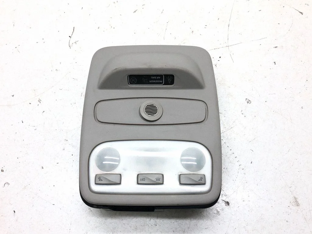 Front seat light 739486822R