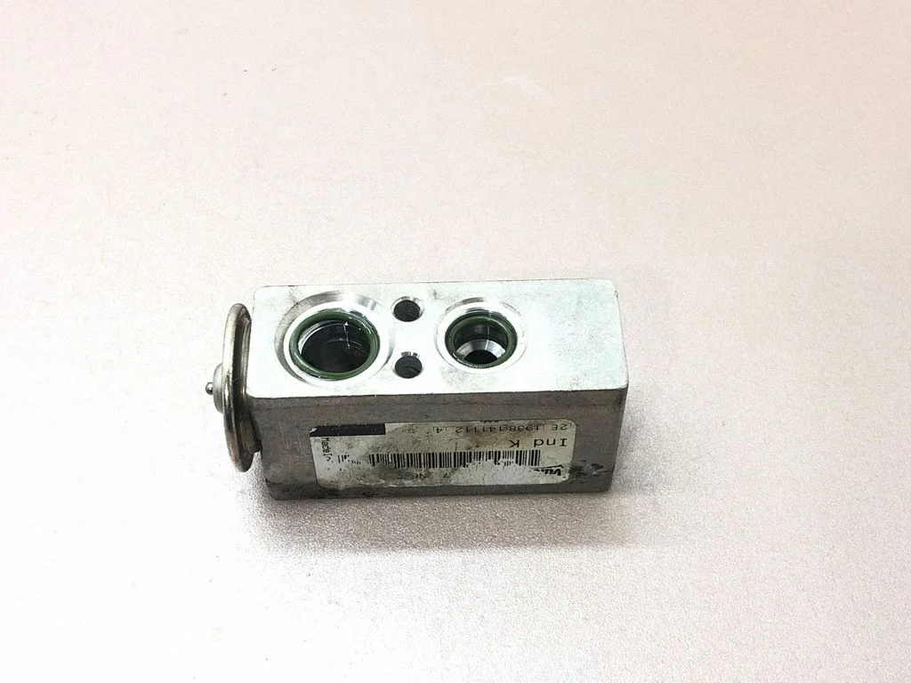 Air conditioning (A/C) expansion valve T1003362DA