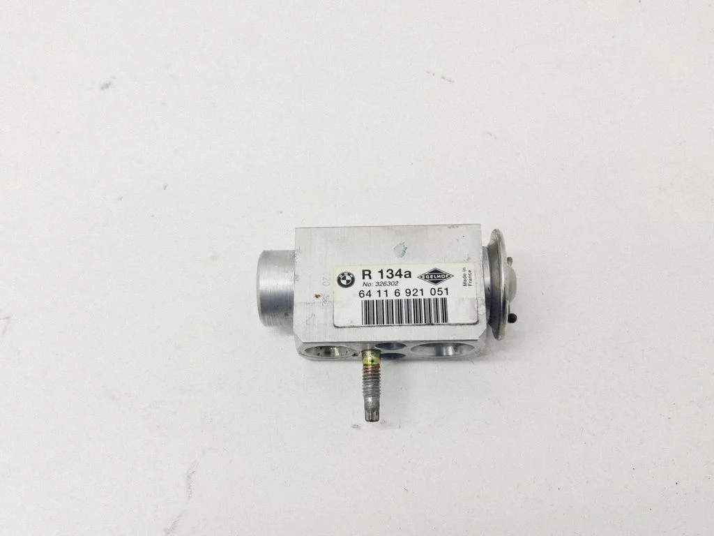 Air conditioning (A/C) expansion valve 64116921051