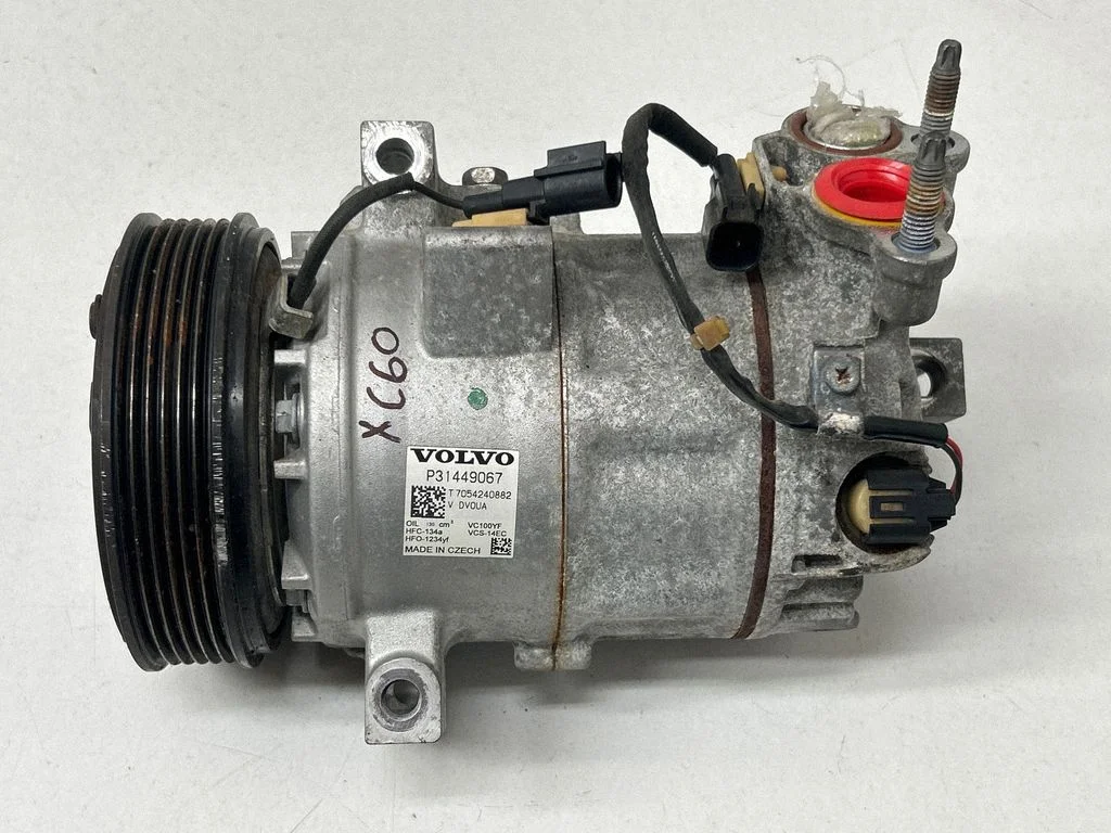 Air conditioning (A/C) compressor (pump) 31449067