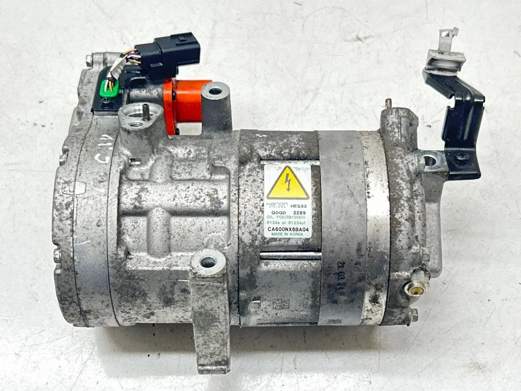 Air conditioning (A/C) compressor (pump) 977E1CZ100