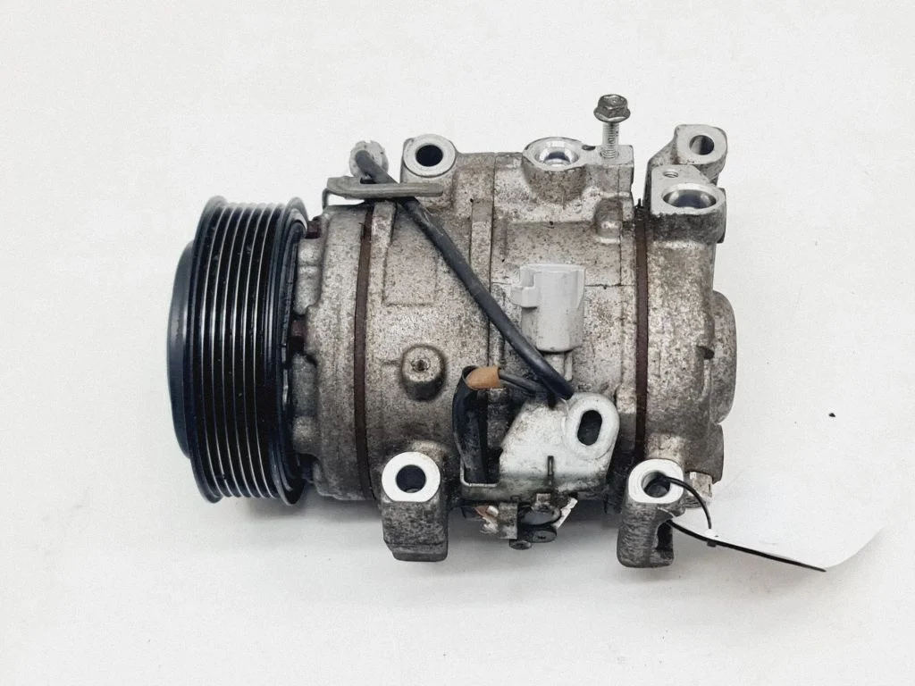 Air conditioning (A/C) compressor (pump) – Toyota Land Cruiser (J150) (2009-)
