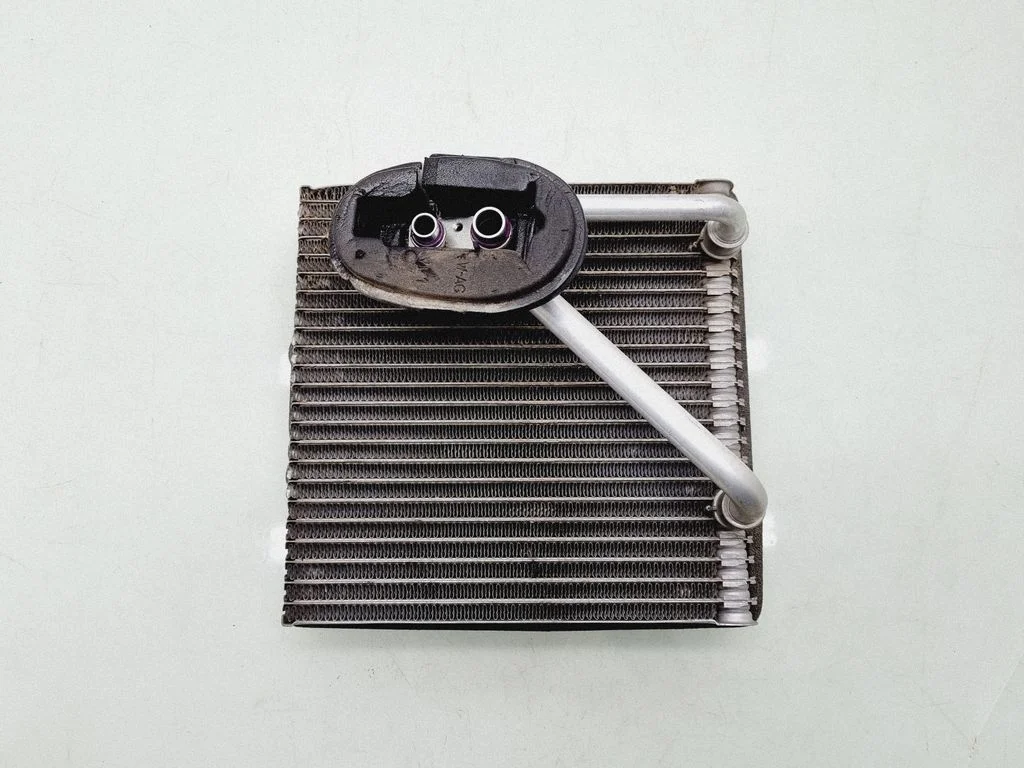 Kliimaseadme radiaator (salongis) 1K0820679