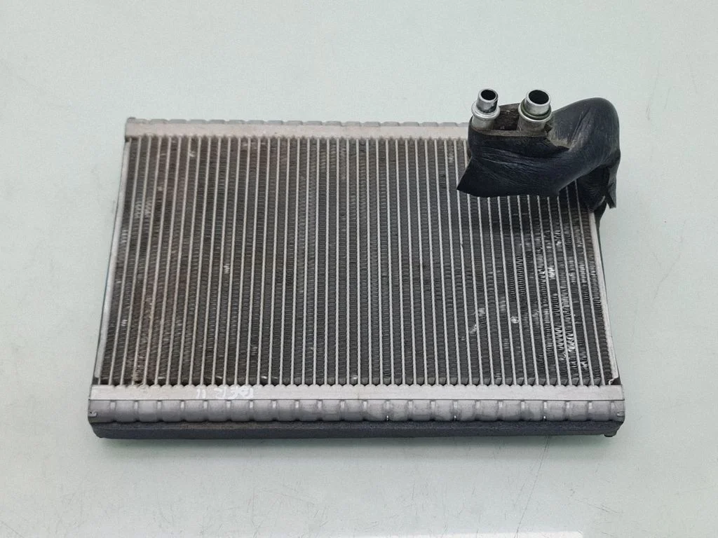 Air conditioning (A/C) radiator (interior)