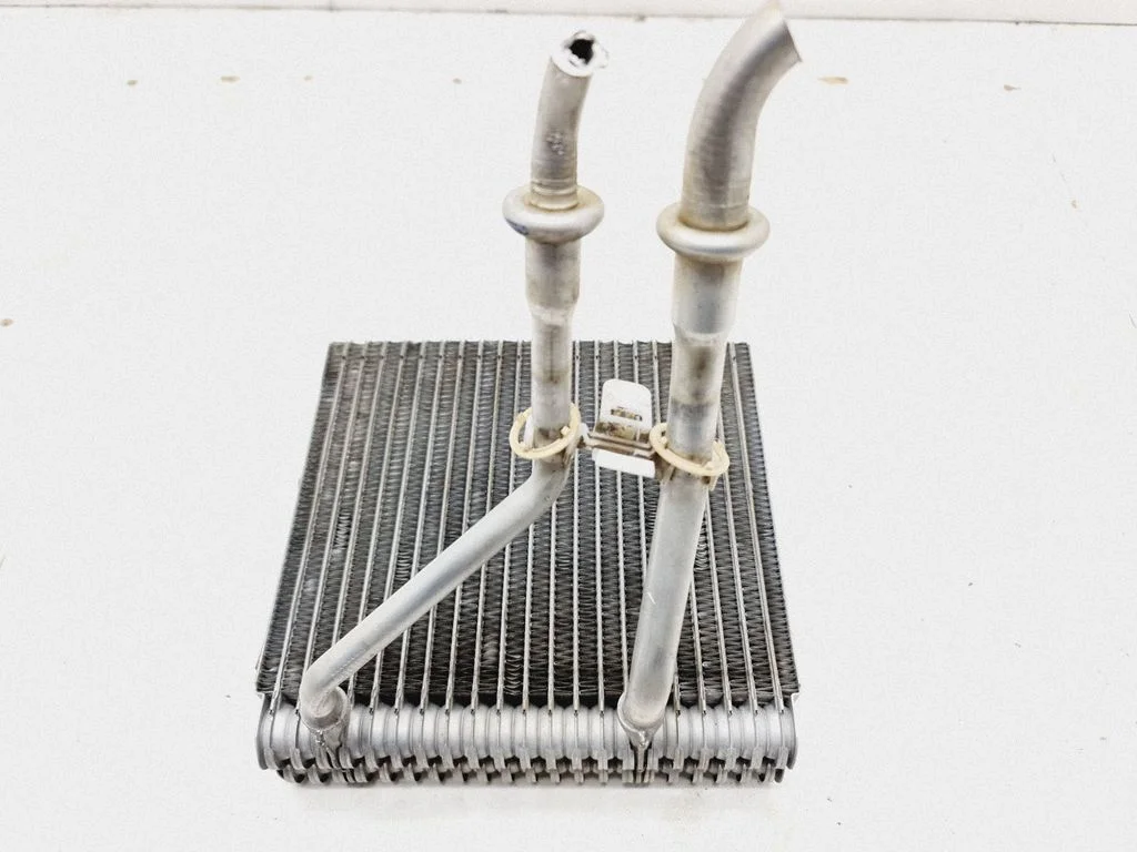 Kliimaseadme radiaator (salongis)