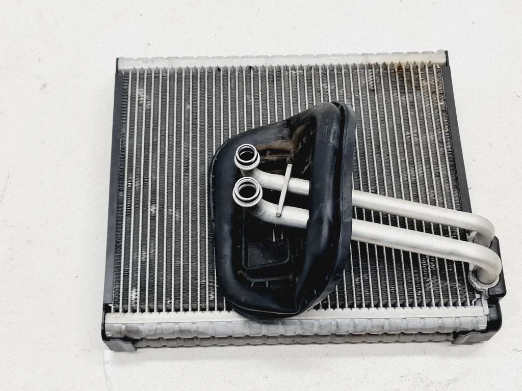 Kliimaseadme radiaator (salongis)