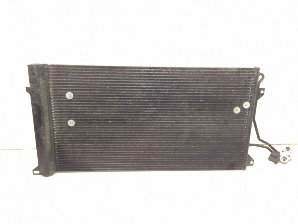 A/C cooling radiator (condenser) 7L0820411G