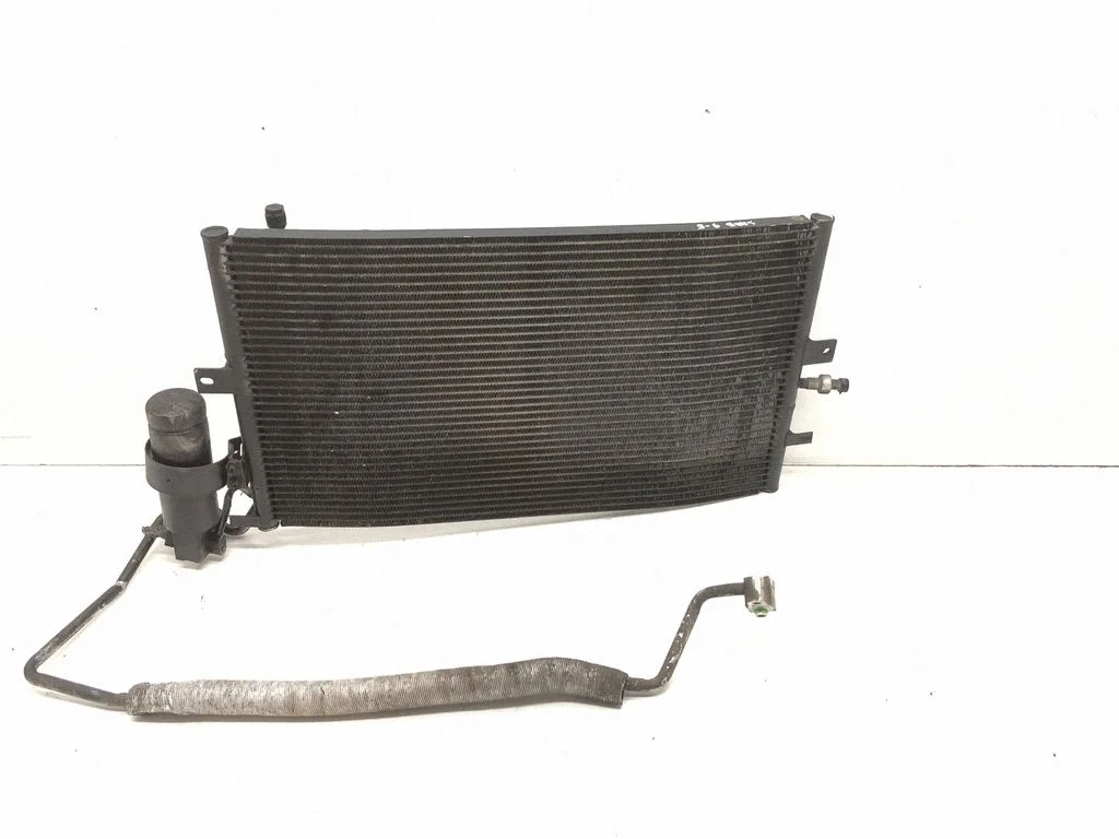Gaisa kondicioniera dzesēšanas radiators (kondensators)