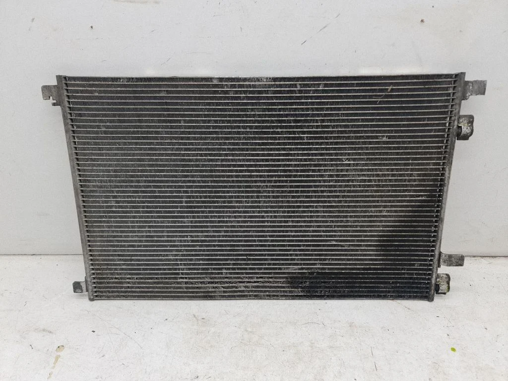Kliimaseadme jahutusradiaator (kondensaator) – Renault Scenic II - Grand scenic II (2003-2006)